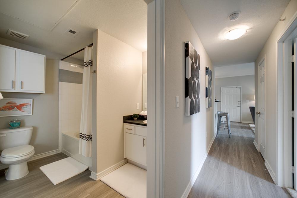 Bathroom with Spacious Vanity at Pinnacle Ridge Apartments in Dallas, Texas
