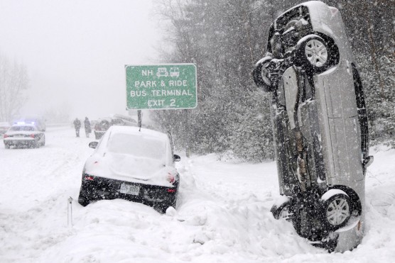 TIPS FOR SAFE DRIVING IN THE WINTER Cover Photo