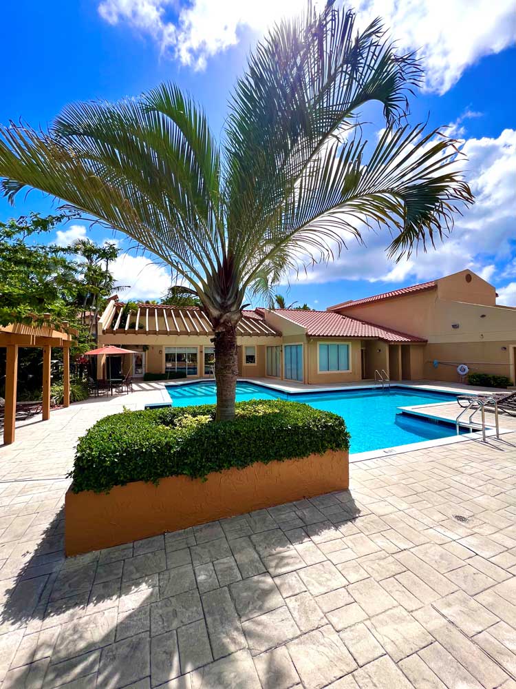 Boca Raton, FL Apartment Photos, Videos, Plans | Reflections of Boca ...