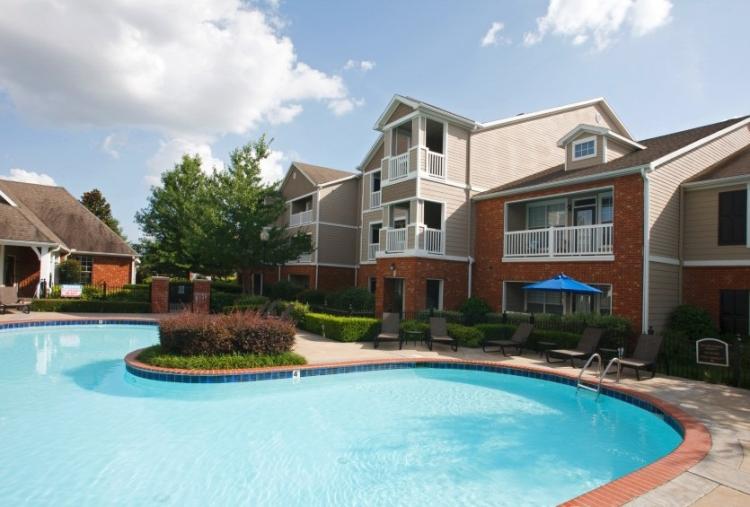 Resort-Style Swimming Pool