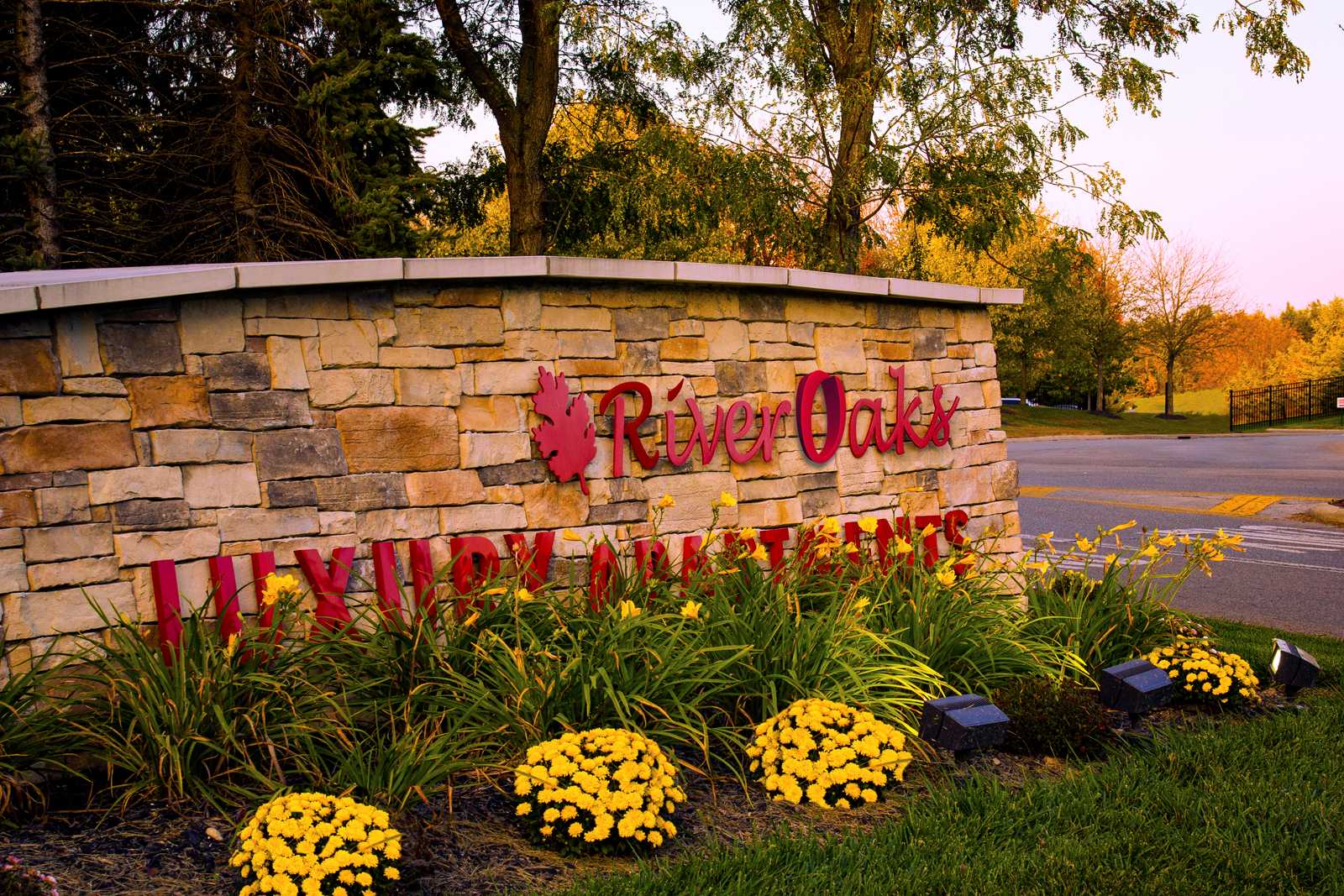  Welcome Sign at River Oaks in Columbus, OH