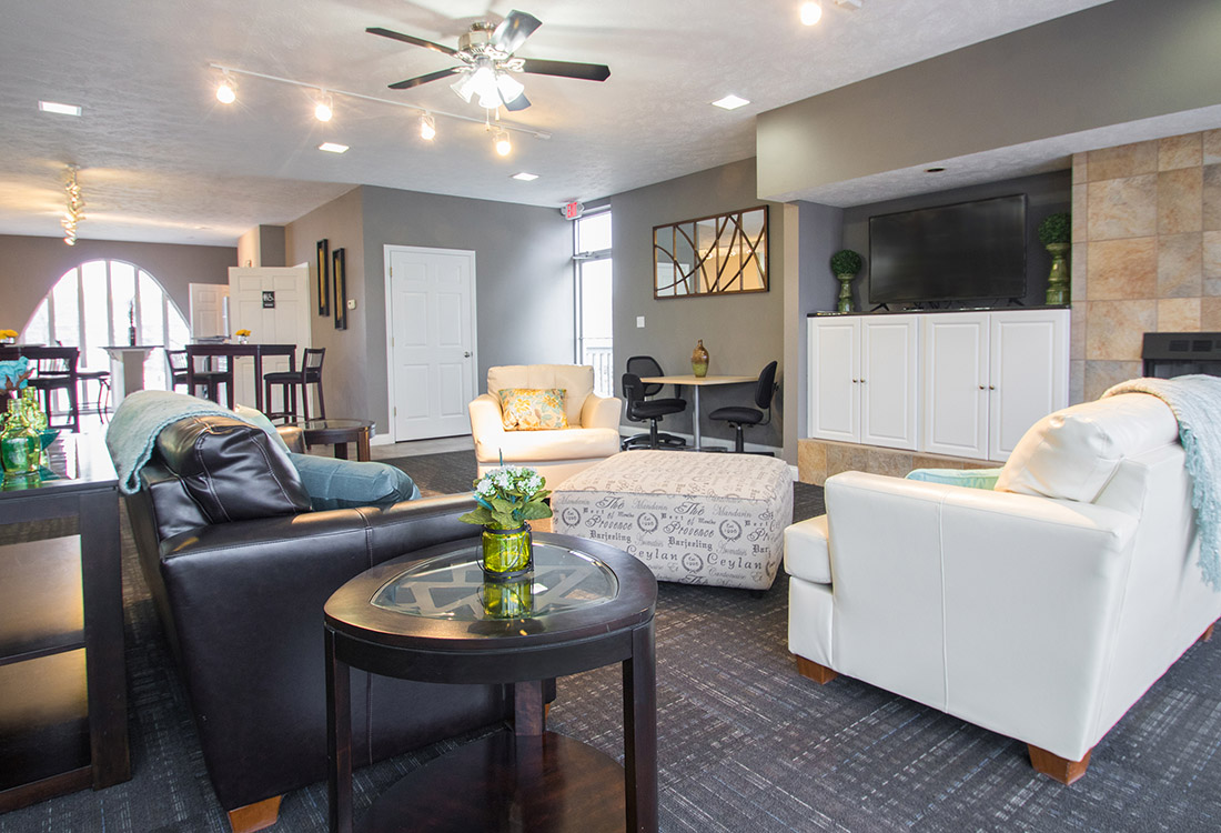 Royalwood Apartments
