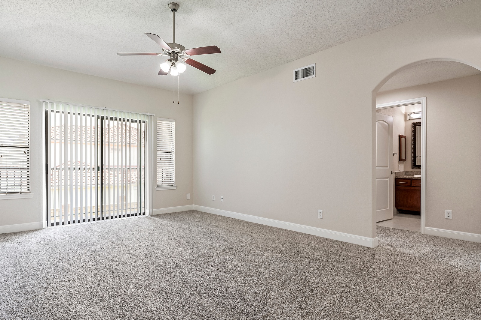 Spacious Living Space with Access to En-Suite Bathroom