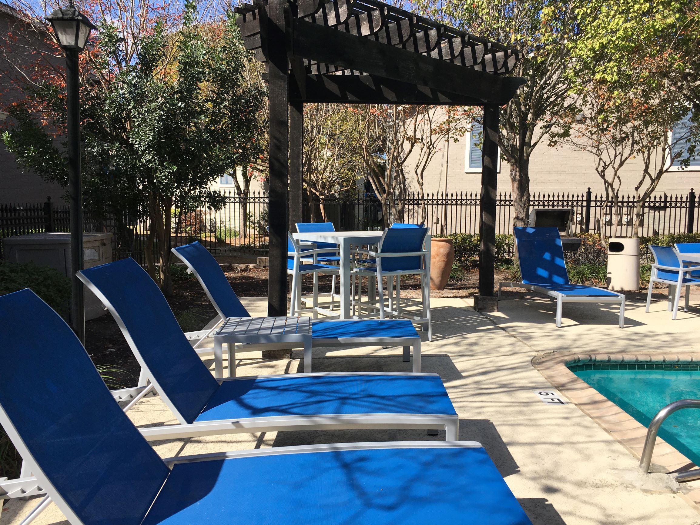Poolside Sundecks at Sapphire Apartments in San Antonio, TX