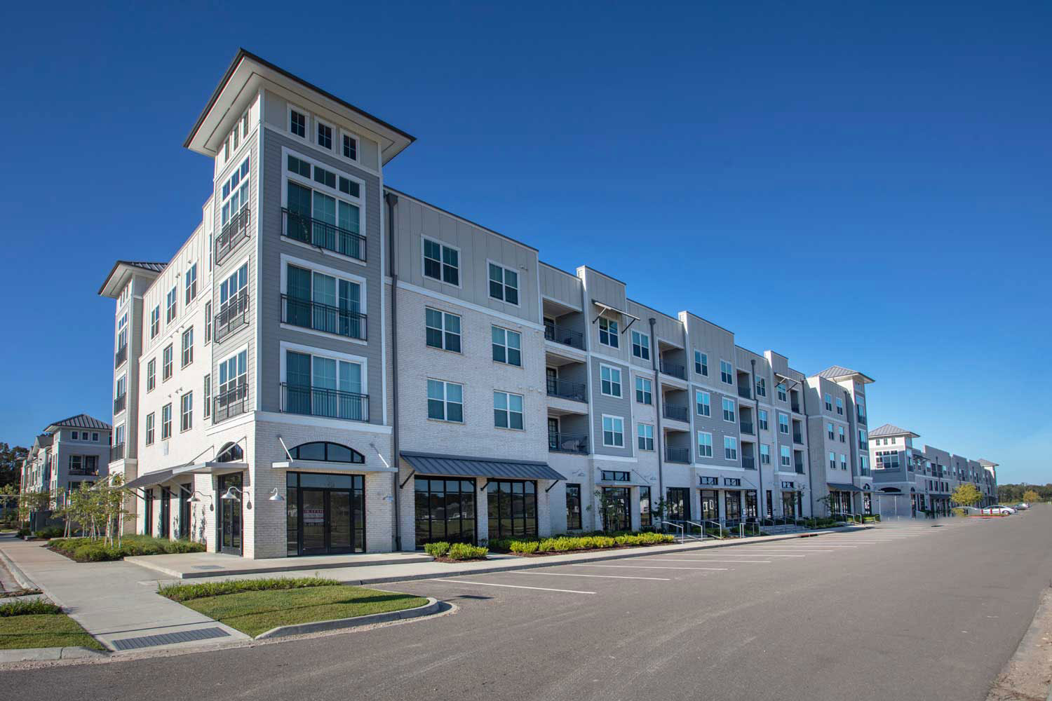 1, 2, 3 Bedroom Apartments for Rent in Central, LA The Reserve at