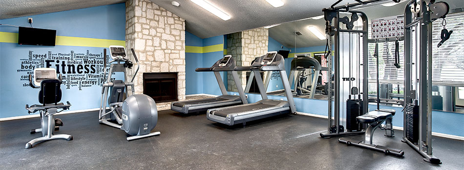 1 & 2 Bedroom Apartments for Rent with Gym at Songbird Apartments in North Central San Antonio, TX.