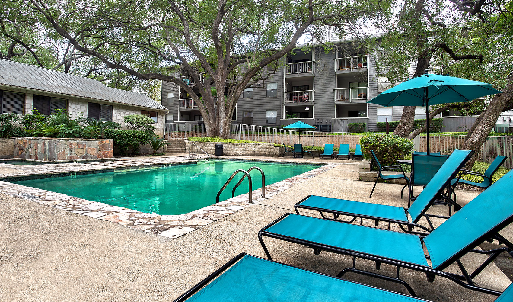 1 & 2 Bedroom Apartments for Rent with Pool at Songbird Apartments in North Central San Antonio, TX.