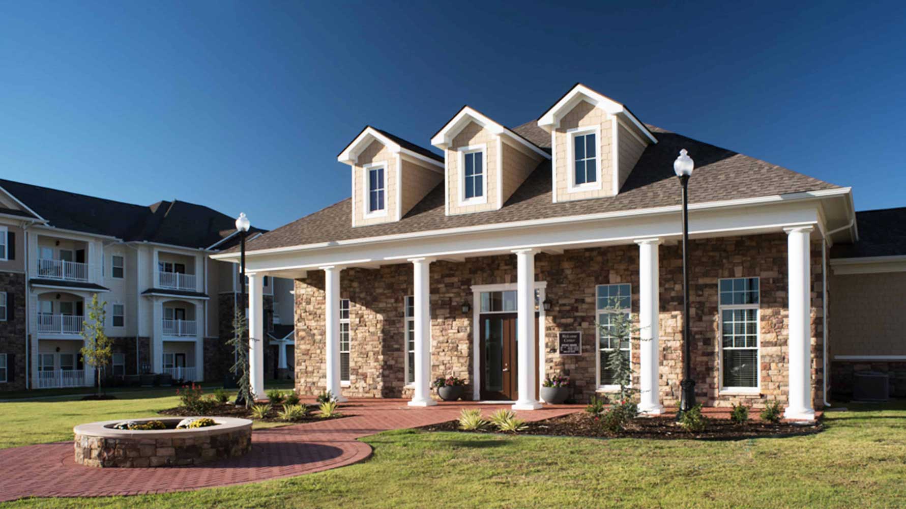 Esplanade at Stonebridge Village Apartments Leasing Office