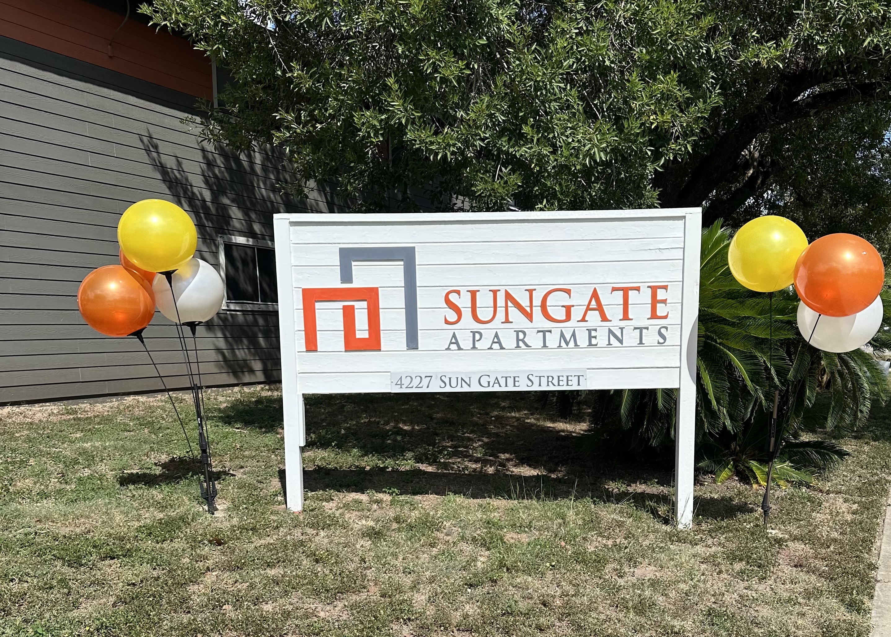 Sungate Apartments