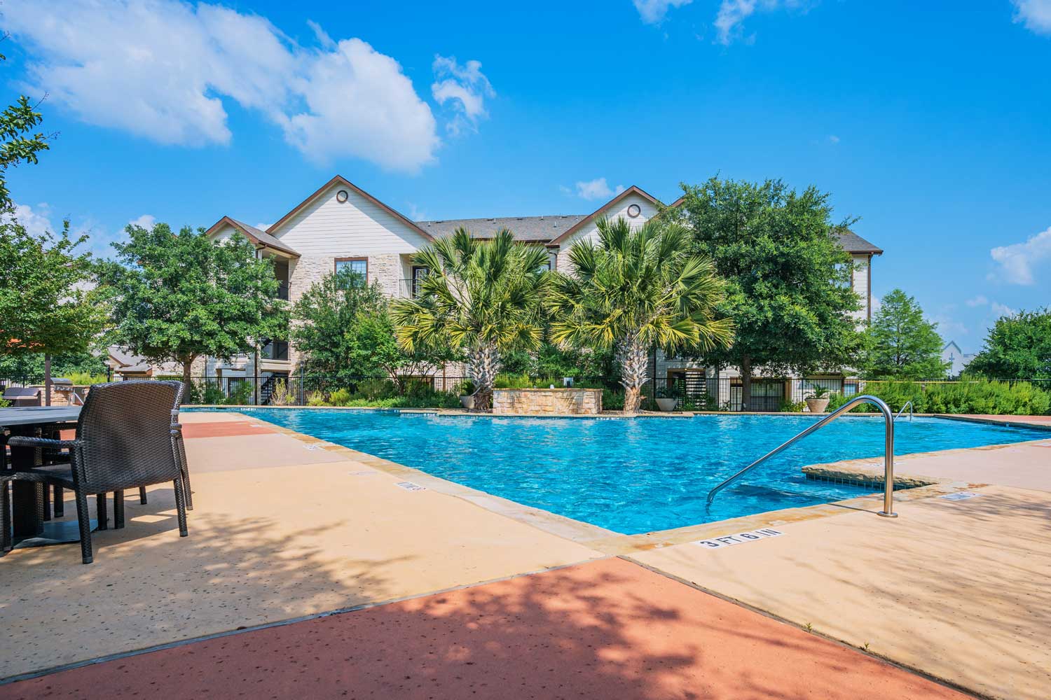 Poolside Lounge at Oxford at Tech Ridge