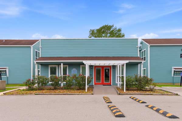 Henderson Grove in Angleton, TX