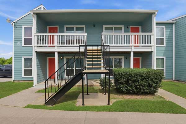 Henderson Grove in Angleton, TX