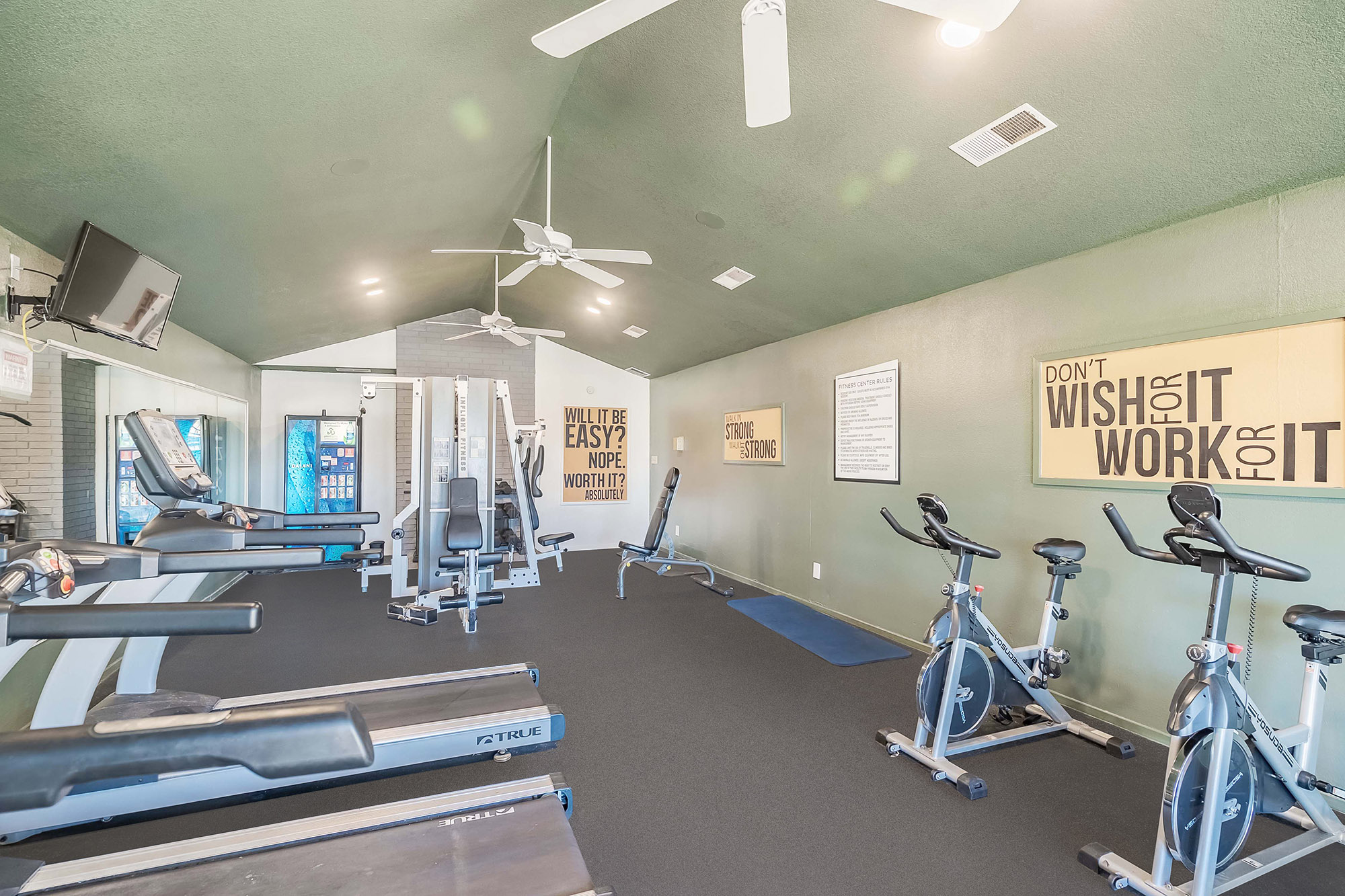 Fitness Center at The Edge Apartments Homes