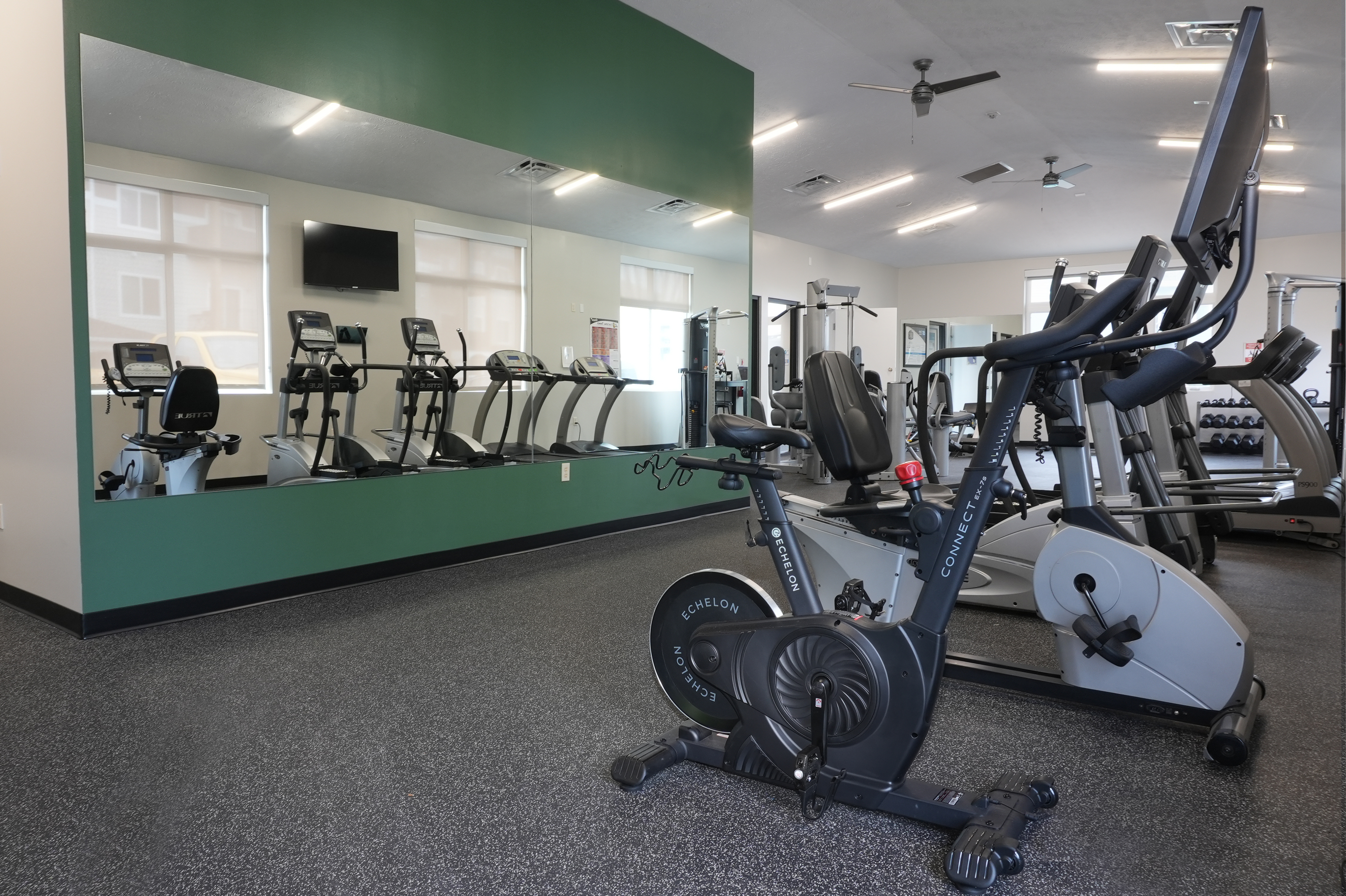  The Oaks at Lakeview with a Fitness Center