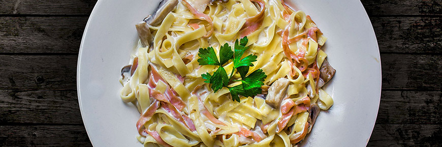 Satisfy Your Hunger – and Your Wallet – with This Budget-Friendly Pasta Carbonara Cover Photo