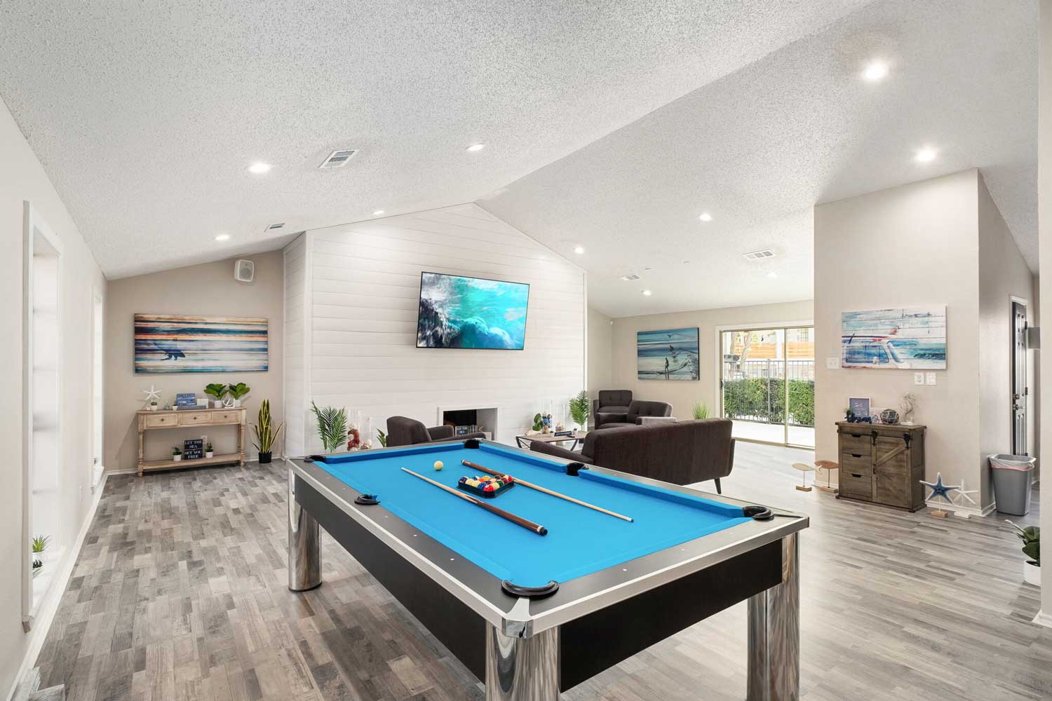 Billiard Pool Table & Lounge Area with Widescreen TV