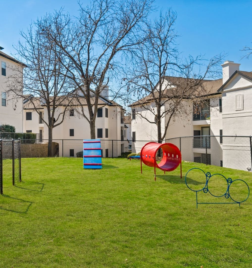 Pet-friendly Apartments with Dog Park in Lewisville