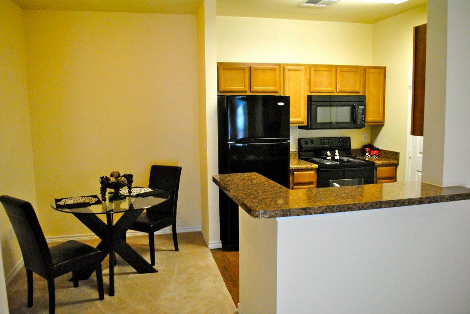 In-kitchen Dining Area at Tuscana Apartments in Enid, OK