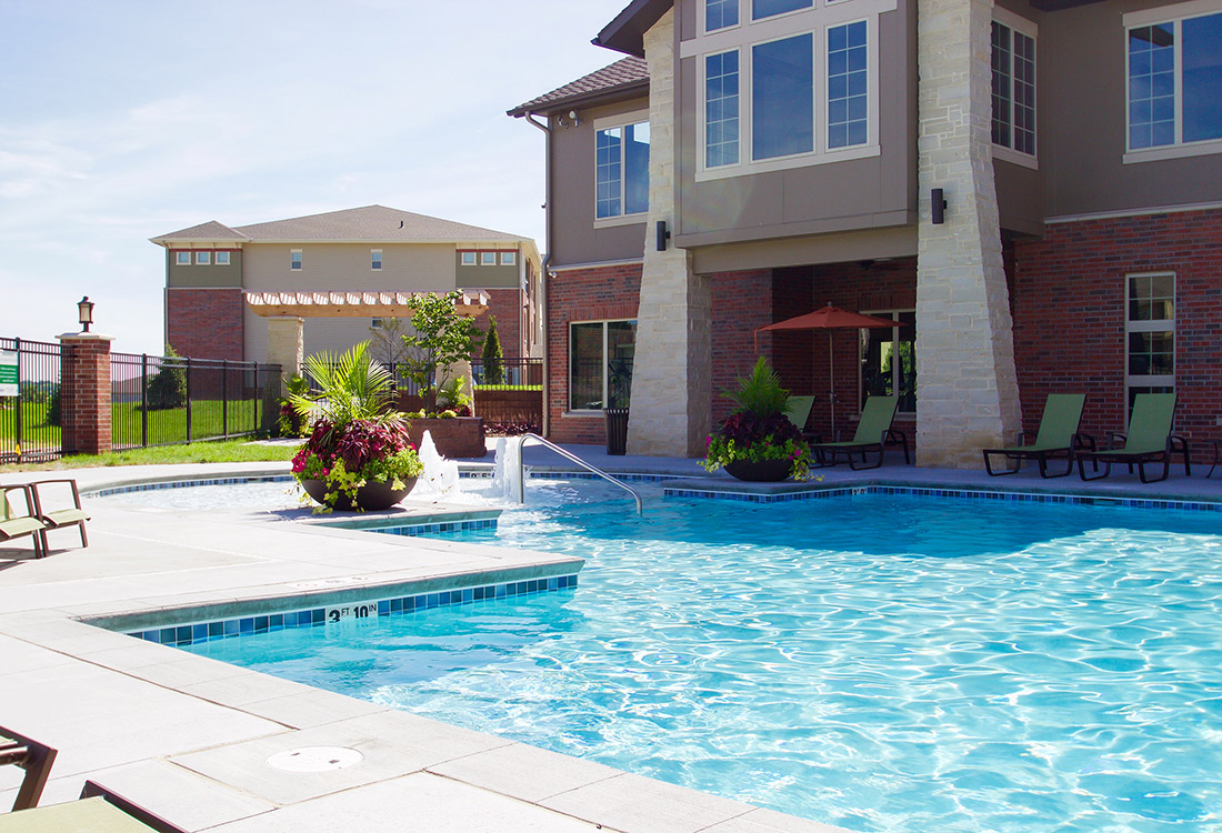 Saltwater Swimming Pool at Tuscany Place Apartments in Papillion, Nebraska