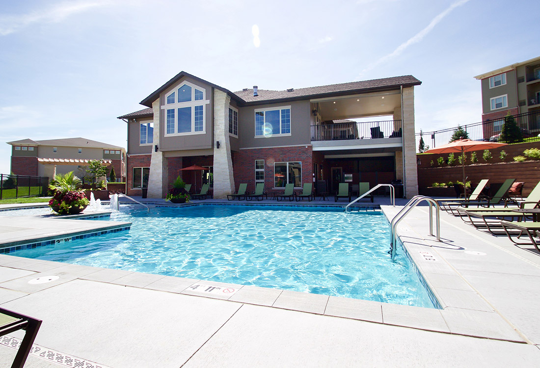 Outdoor Swimming Pool at Tuscany Place Apartments in Papillion, NE