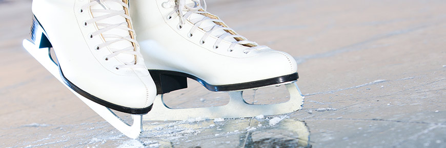 Olympic & World Champion Skaters Light Up the Ice at Galleria Dallas for  Macy's Grand Tree Lighting Celebration