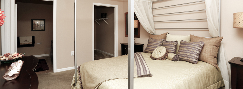 Bed with Canopy at Village at Southern Oaks