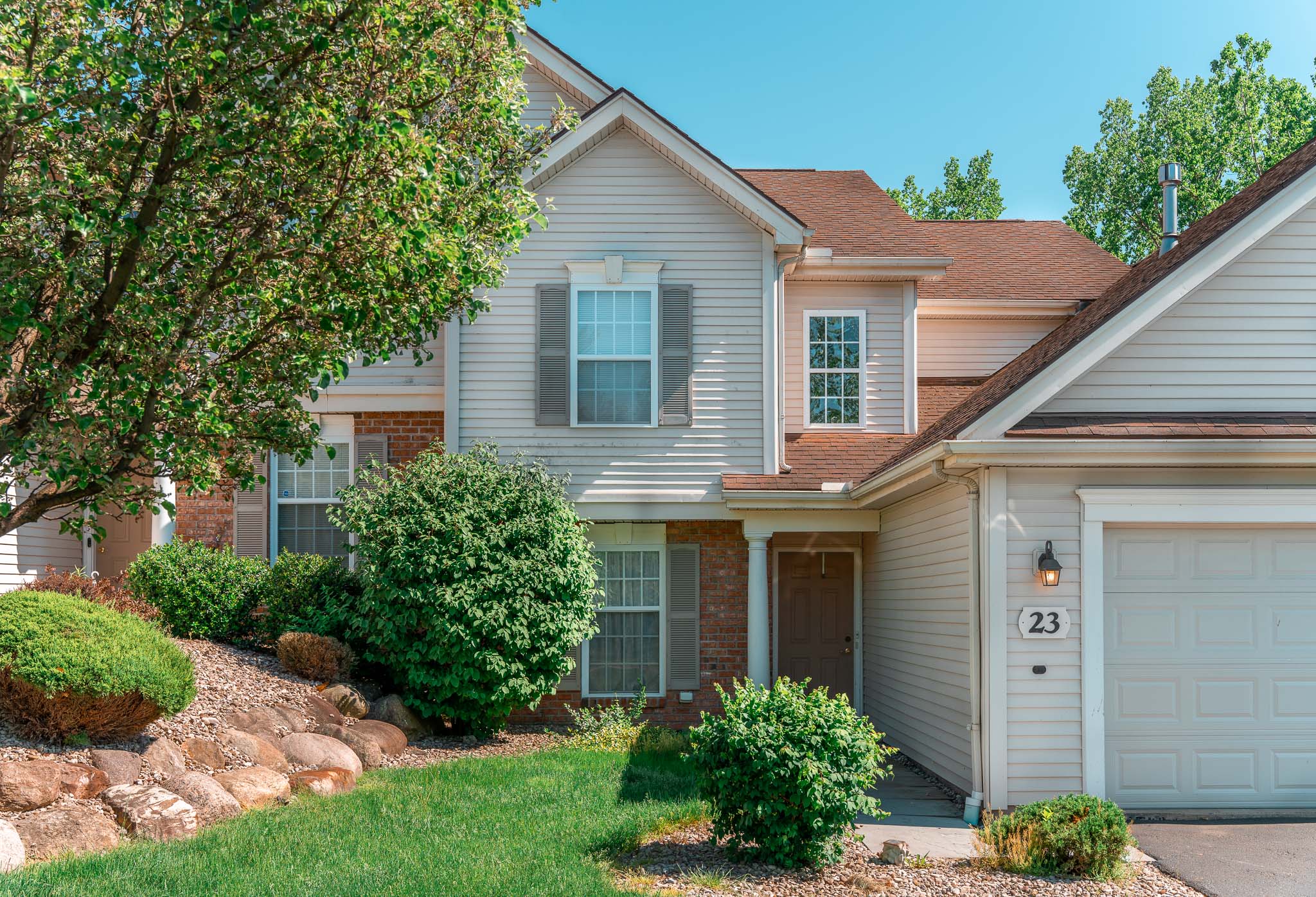 Apartments in ster, NY Waterview Townhouse Apartments in ster, NY