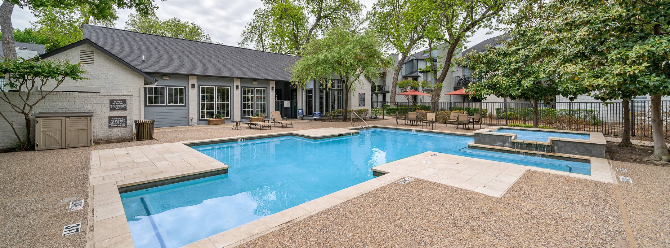 Architectural Pool & Spa in Westmount at River Park Apartments