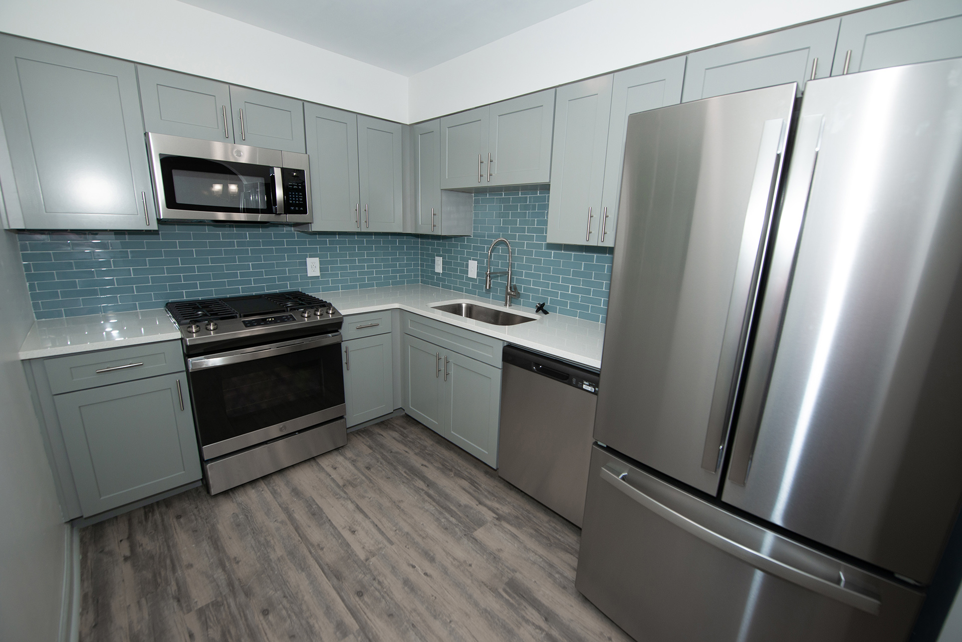 Fully Equipped Kitchen at Wildwood Ridge Apartments