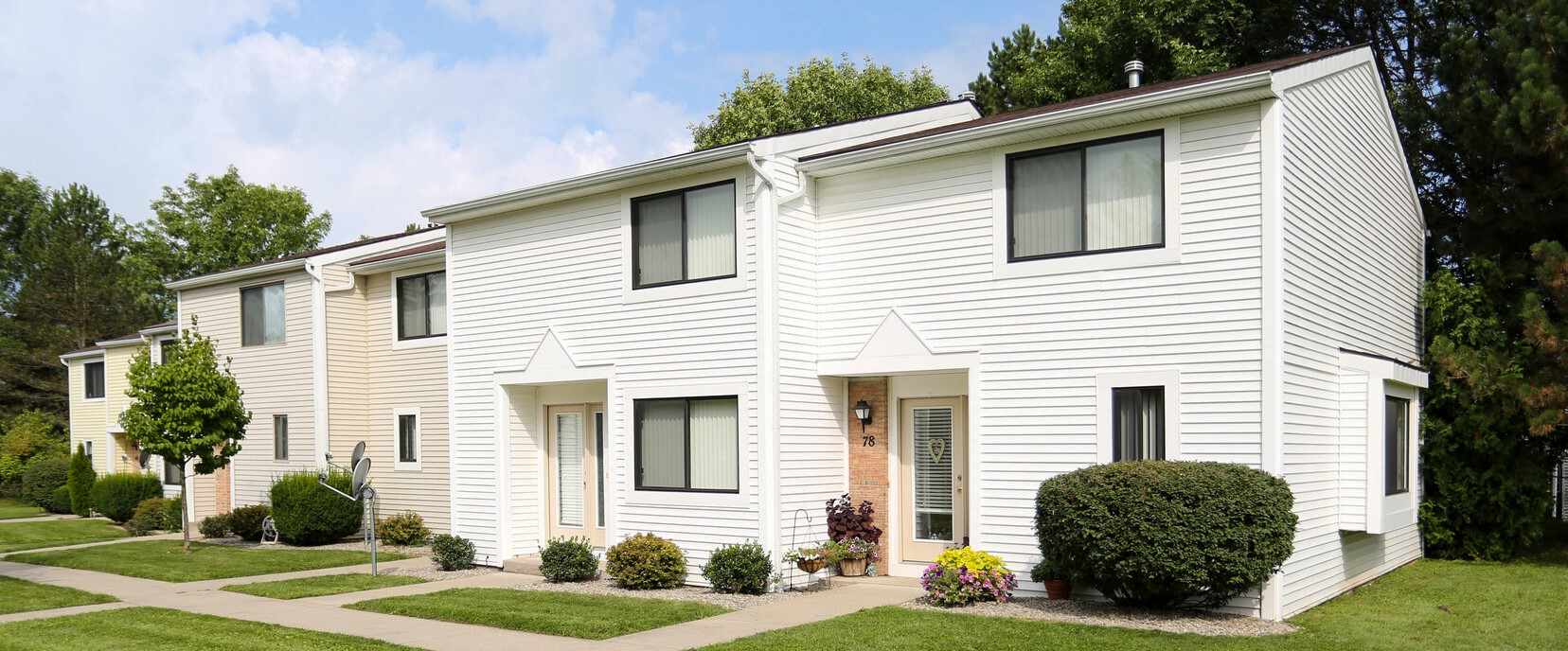 1, 2, and 3-bedroom Apartments for Rent in Penfield, NY